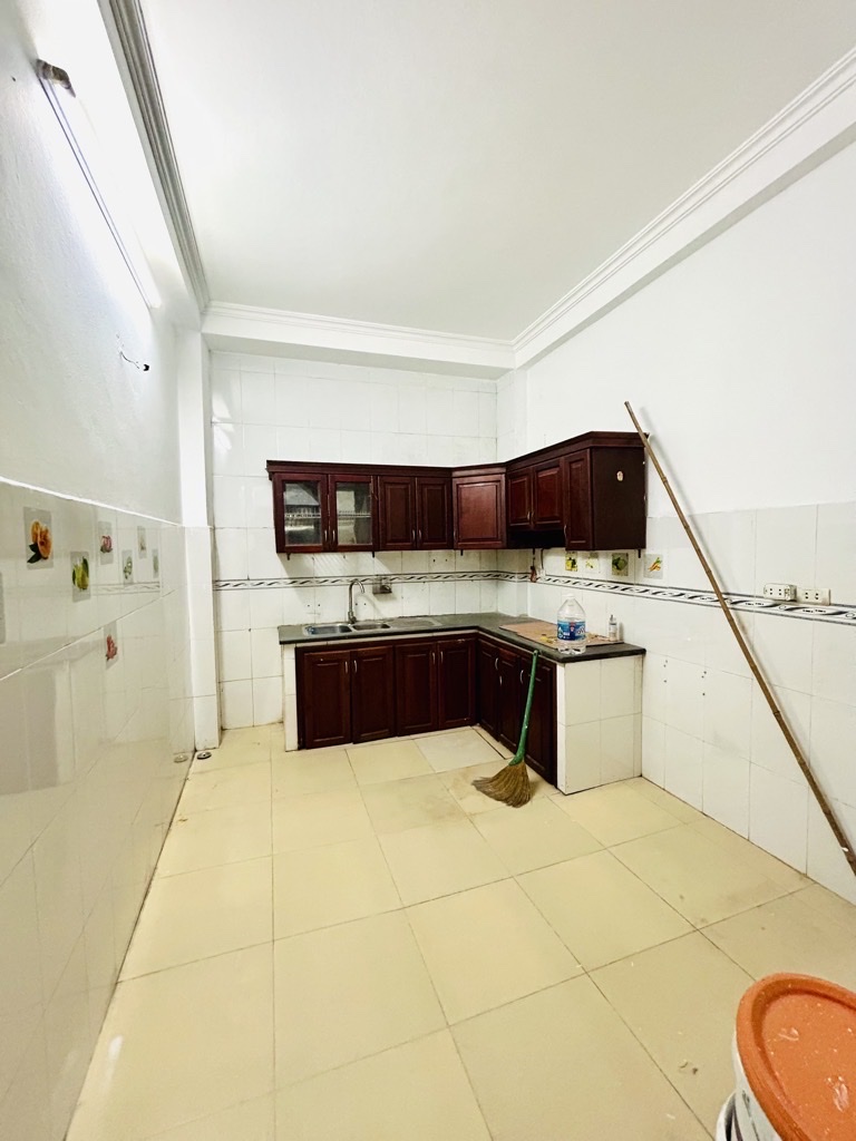 Bán nhà đất Hoàng Mai